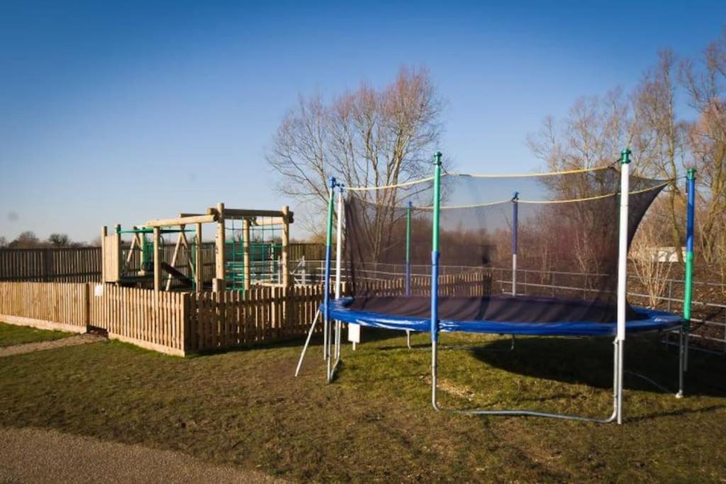 Blueberry Cottage - Lower Mill Estate Somerford Keynes Экстерьер фото