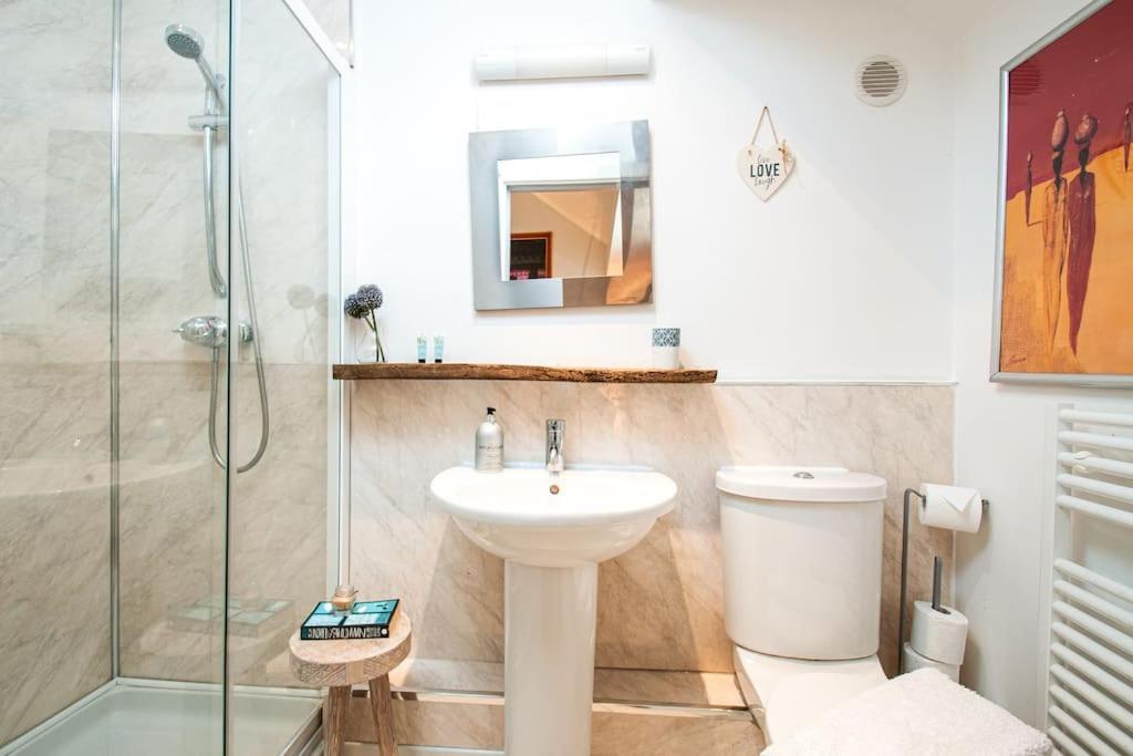 Blueberry Cottage - Lower Mill Estate Somerford Keynes Экстерьер фото