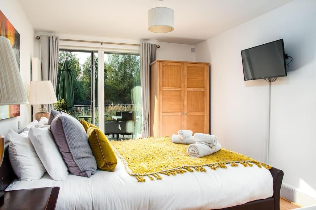 Blueberry Cottage - Lower Mill Estate Somerford Keynes Экстерьер фото